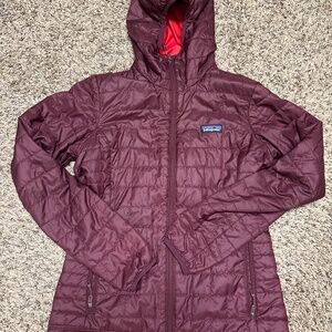 Patagonia women nano puff hoody NWOT